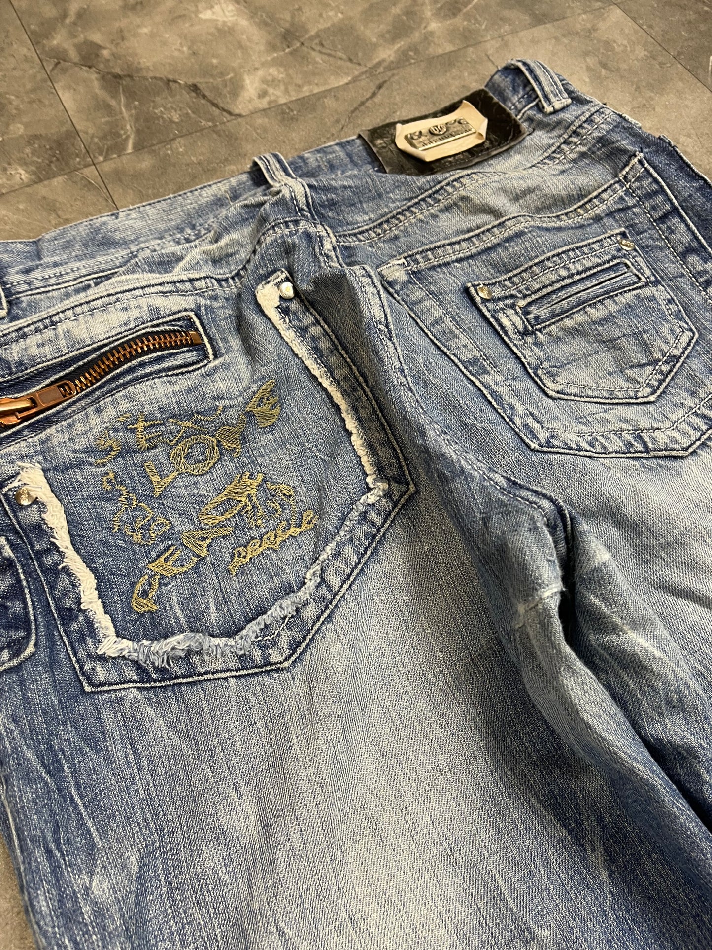 Rare Dolce & Gabbana Heavy Washed Jeans M