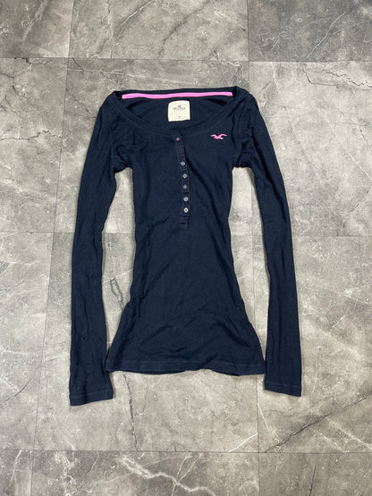 Hollower Henley Top Size M