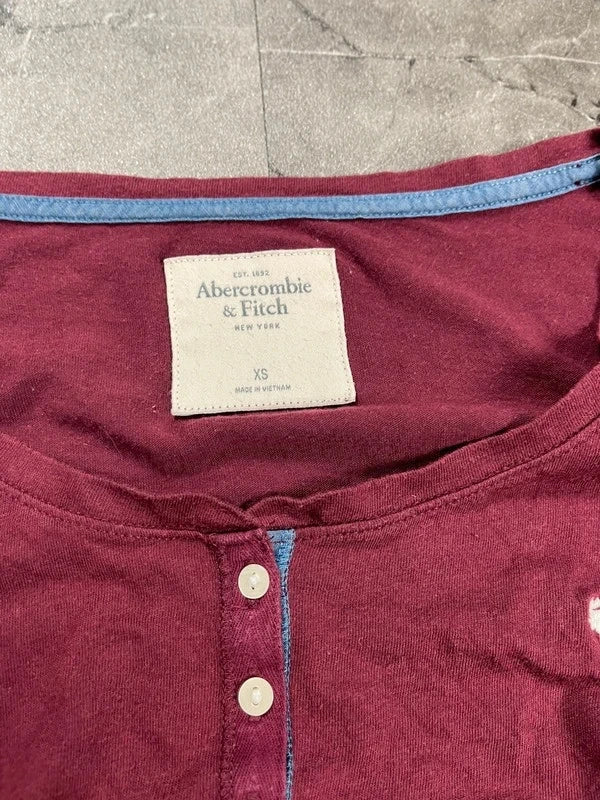Abercrombie and Fitch Henley XS