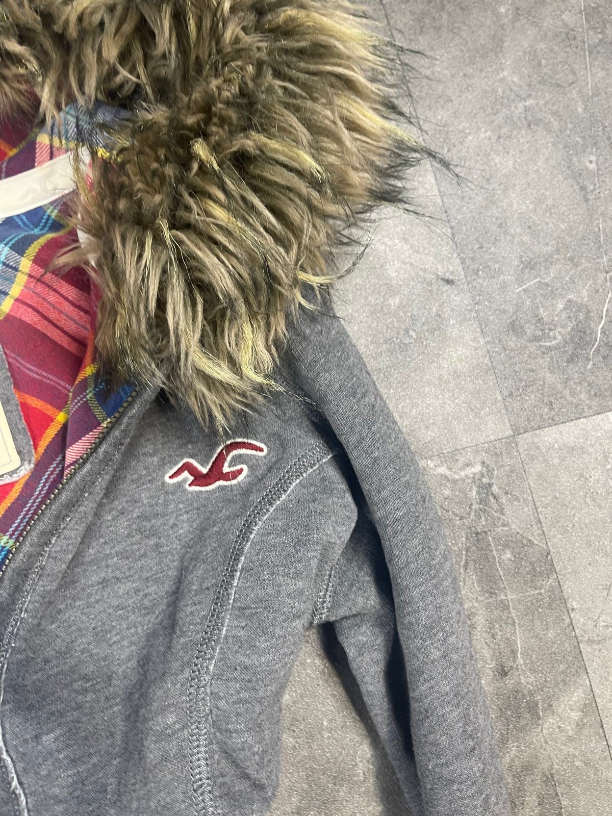 Hollister Fur Zip Hoodie M