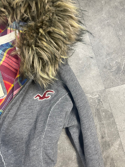 Hollister Fur Zip Hoodie M