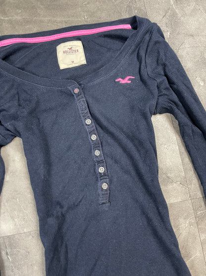 Hollower Henley Top Size M