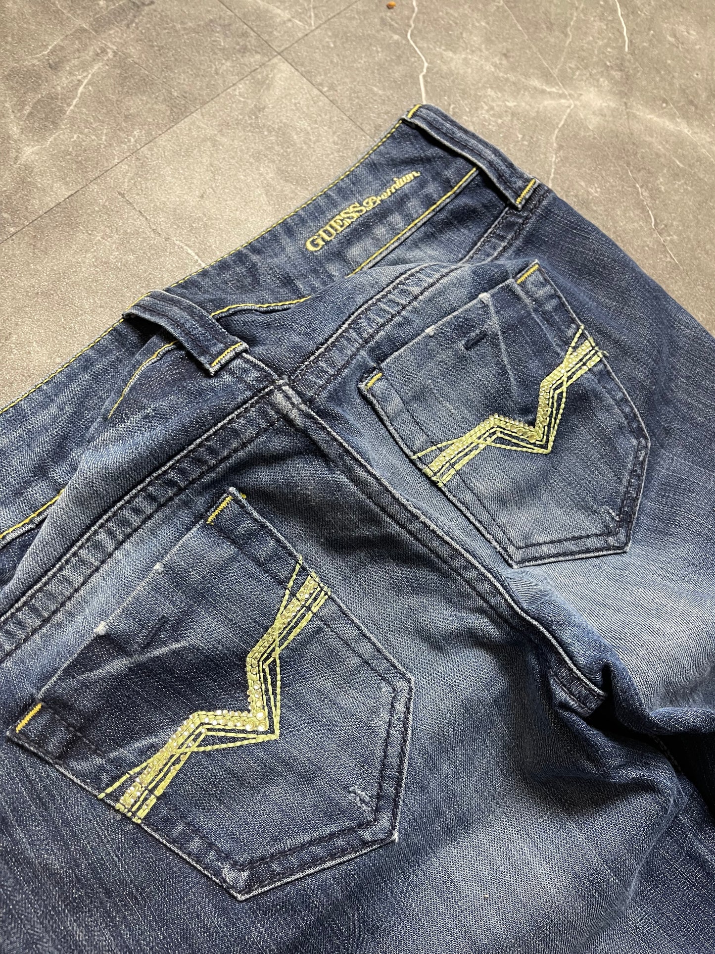Rare Guess Bootcut Jeans Size S