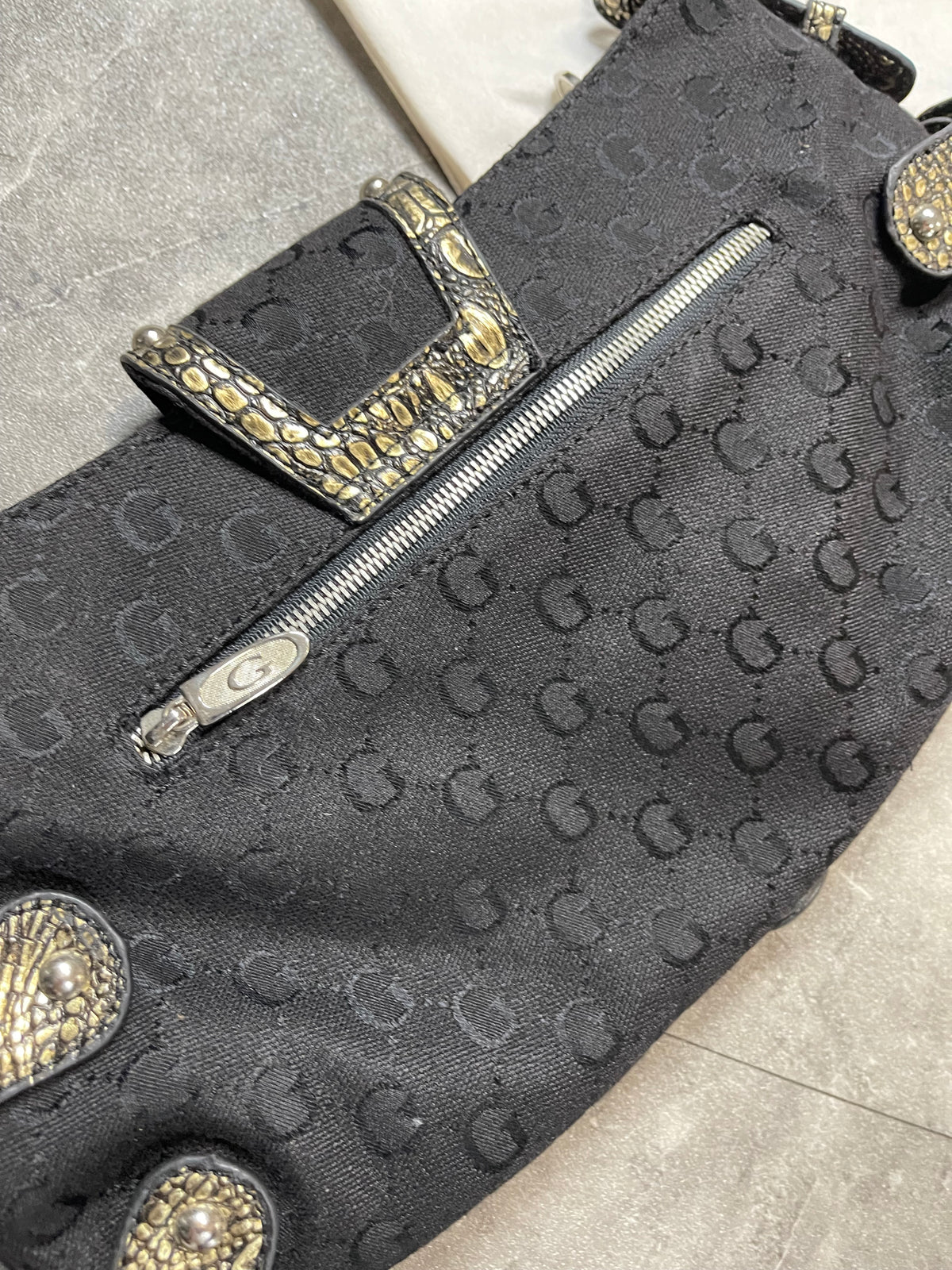Guess Handbag Super Rare