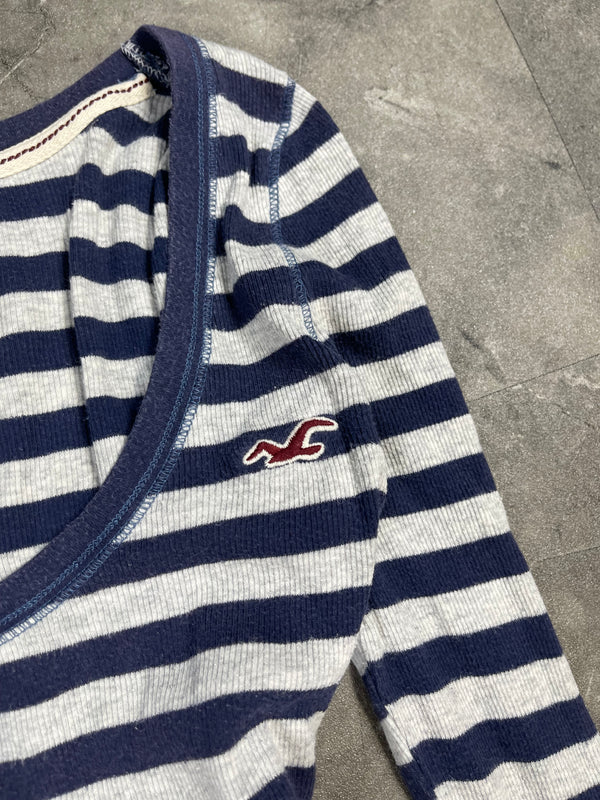 Hollister Henley Size M