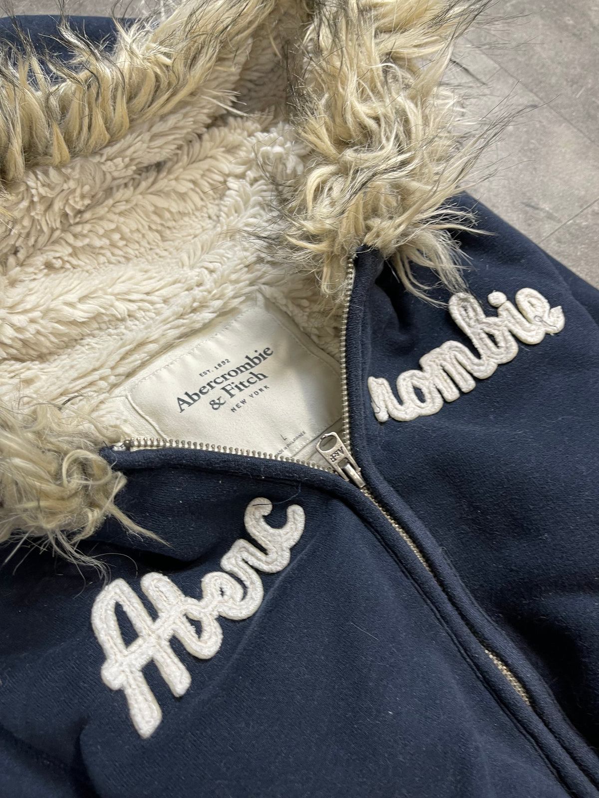 Abercrombie & Fitch Zip Jacket L