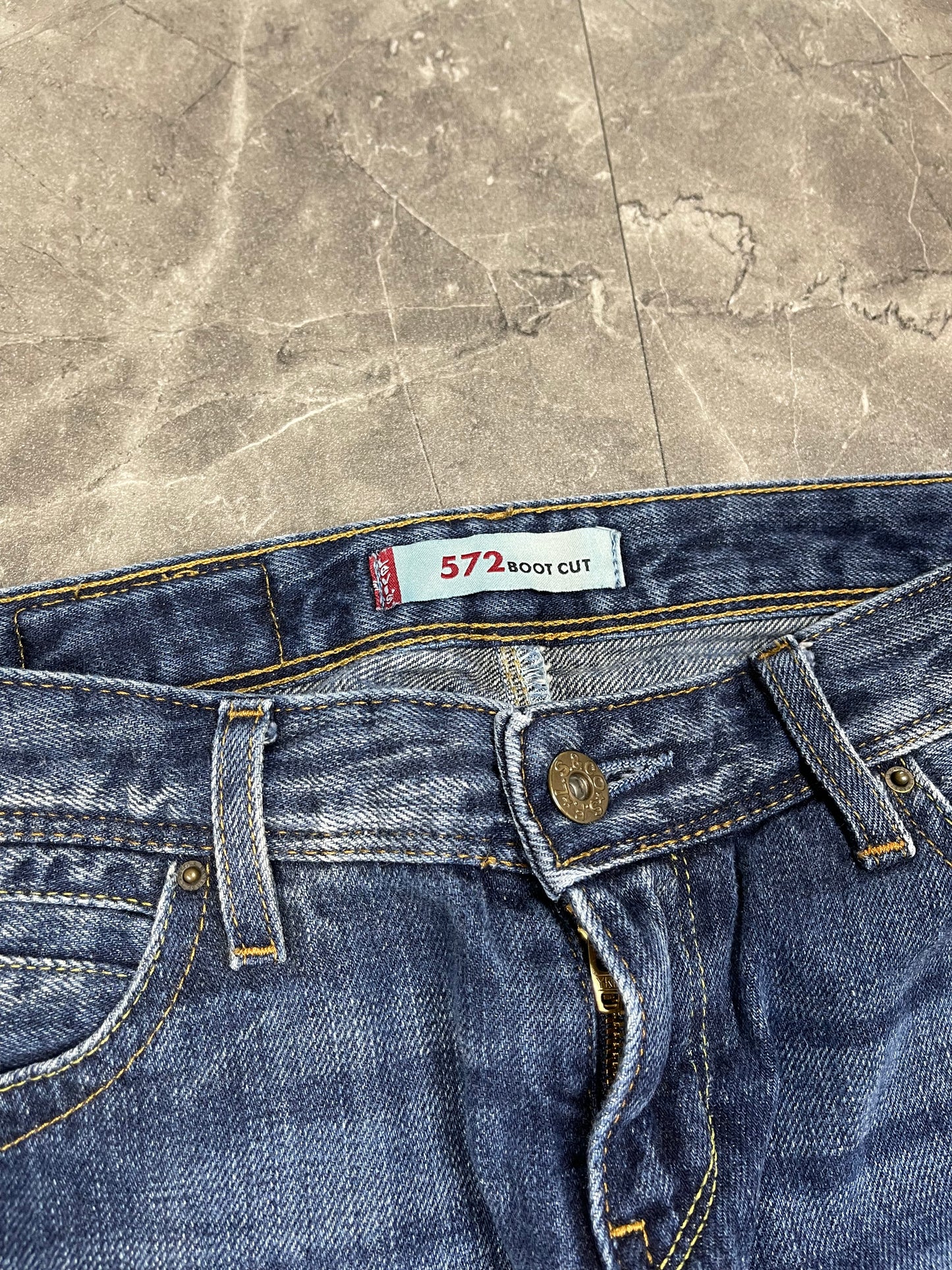 Rare Levi’s 572 Bootcut Jeans S Women