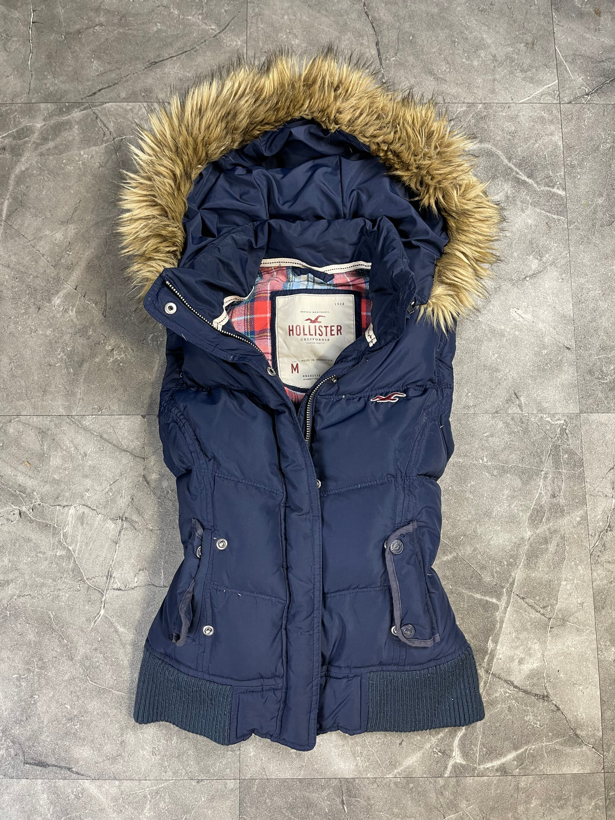 Hollister Weste Size