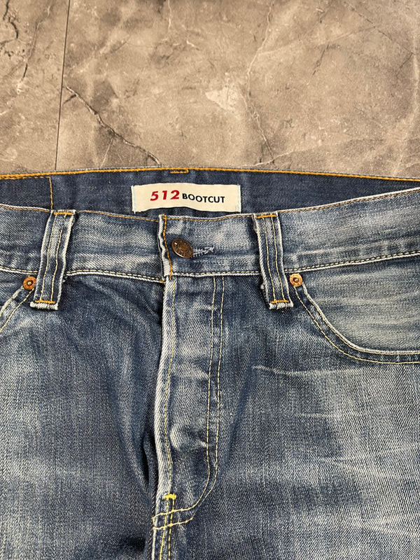 Rare Levi’s 512 Bootcut Jeans M