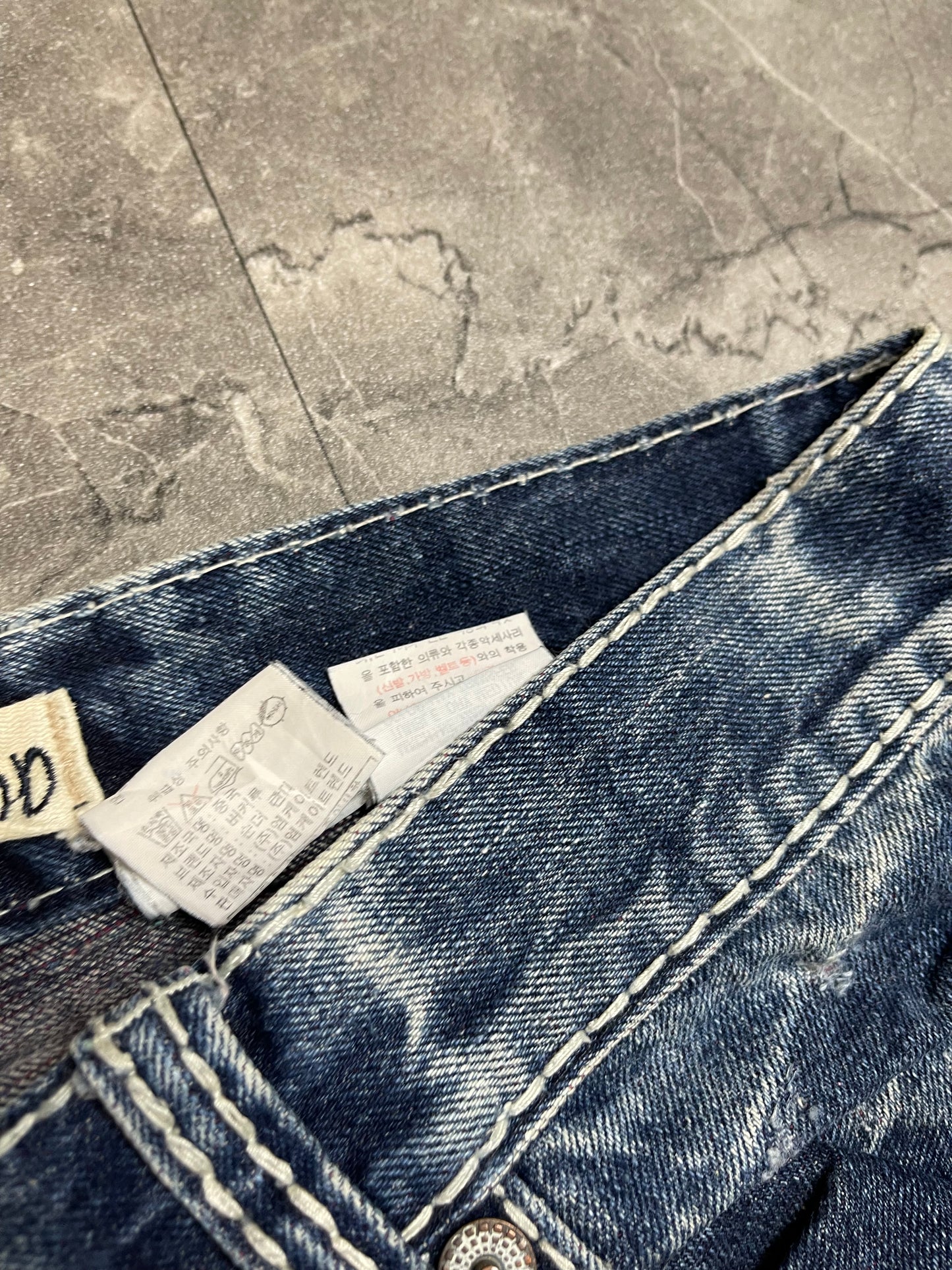 Rare Korean Buckaroo Heavy Washed Jeans M